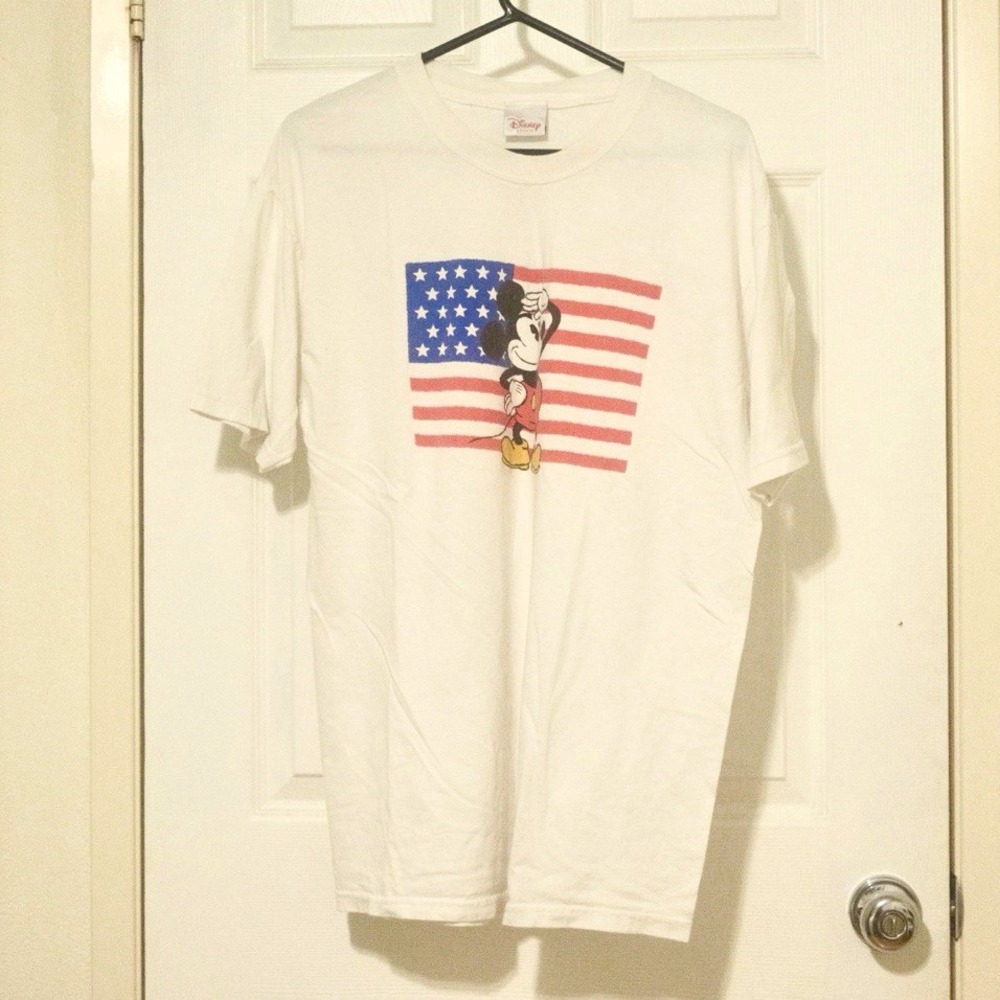 Disney Store Mickey Mouse USA Flag Graphic White Men's L Cotton Jersey T-Shirt